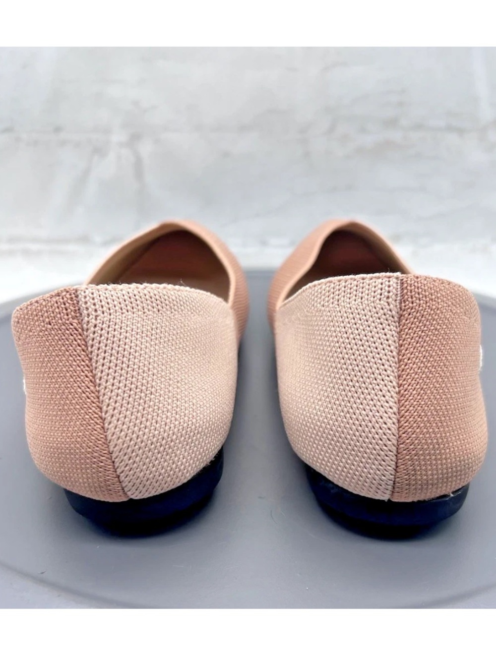 Vivaia Valencia pointed-toe V-cut knit ballet flat - Picture 4 of 9